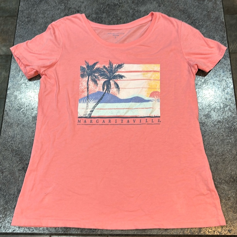 Ladies Large Margaritaville tshirt.
